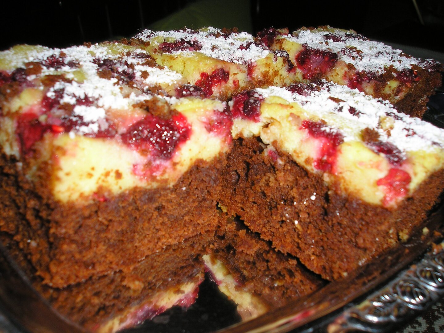 Málnás -rikottás brownie