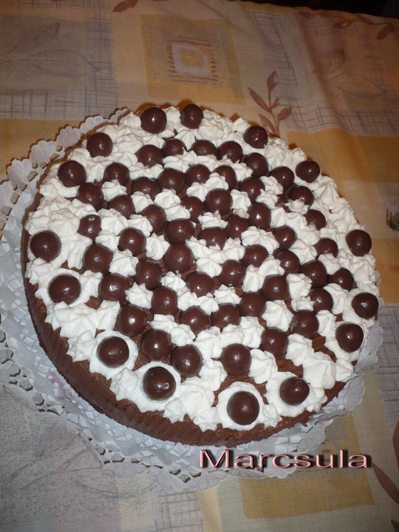 Rumos kókuszgolyós torta