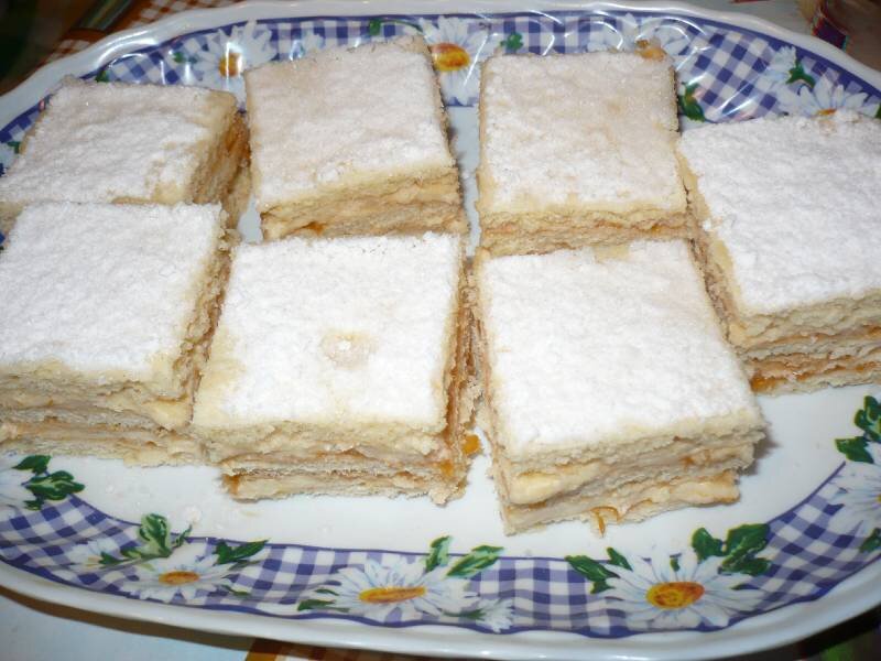 Almás krémes