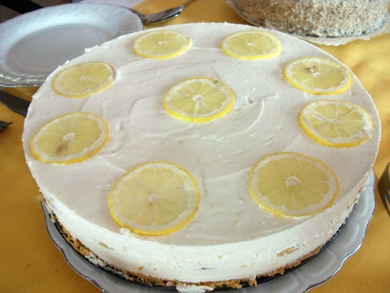 Tejszínes citrom torta