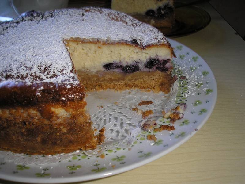 Áfonyás sajtkrémtorta