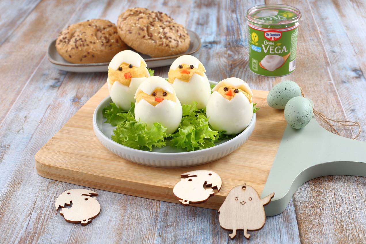 A Húsvéti töltött tojás csibék kreatív reggeli és/vagy uzsonna lehetőség nemcsak gyerekeknek.