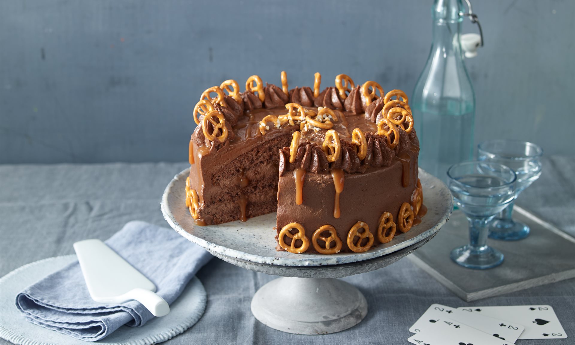 Csokis-sóskaramellás torta