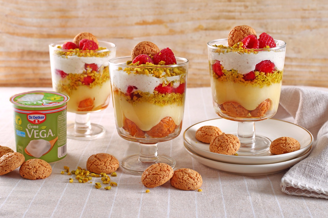 Vaníliás-pisztáciás trifle málnával