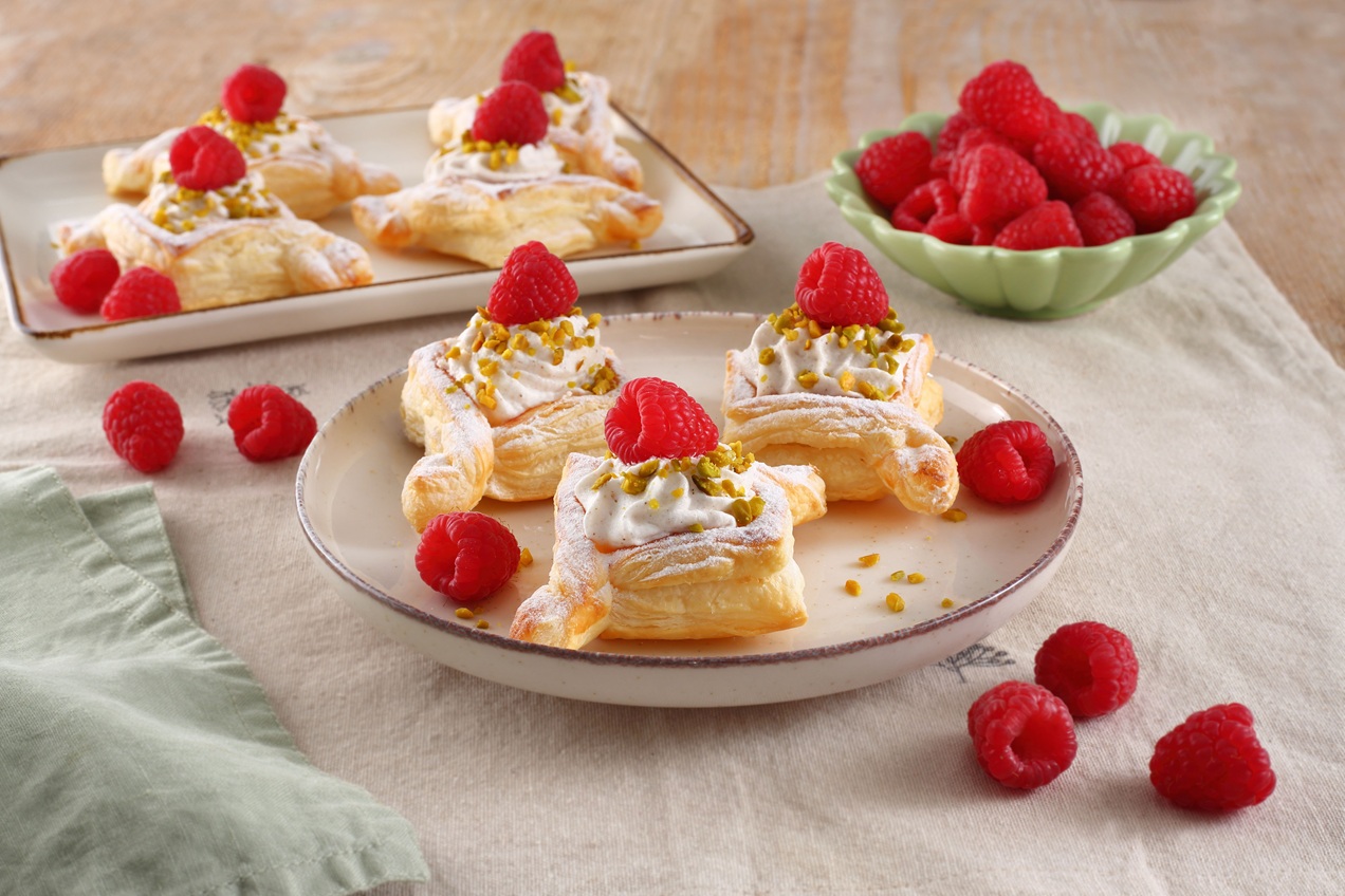 Pisztáciás-málnás kosárkák Airfryerben