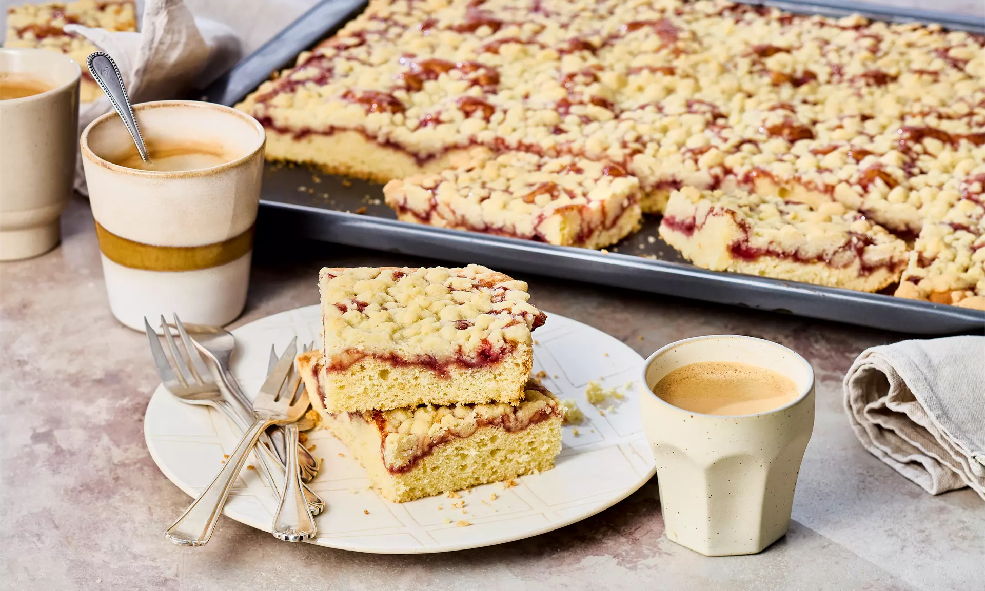 Morzsasütemény lekvárral