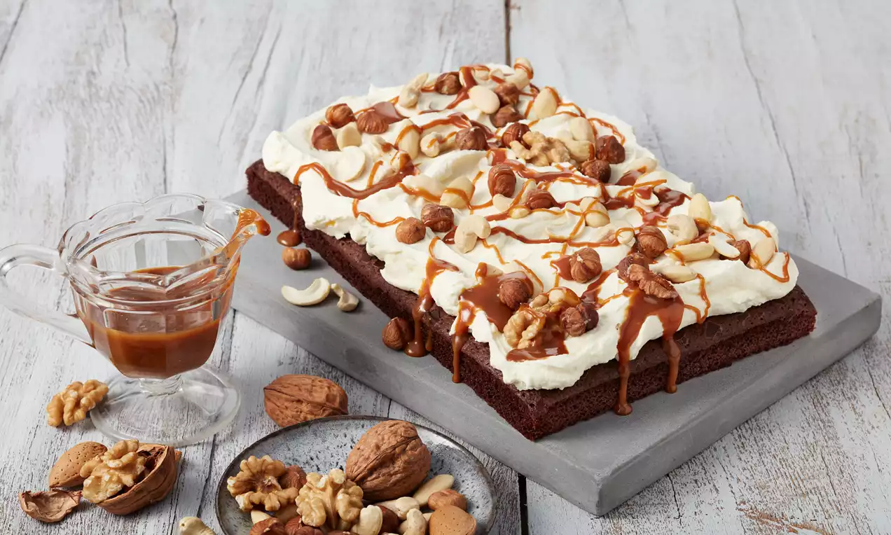 Brownies krémsajtos feltéttel