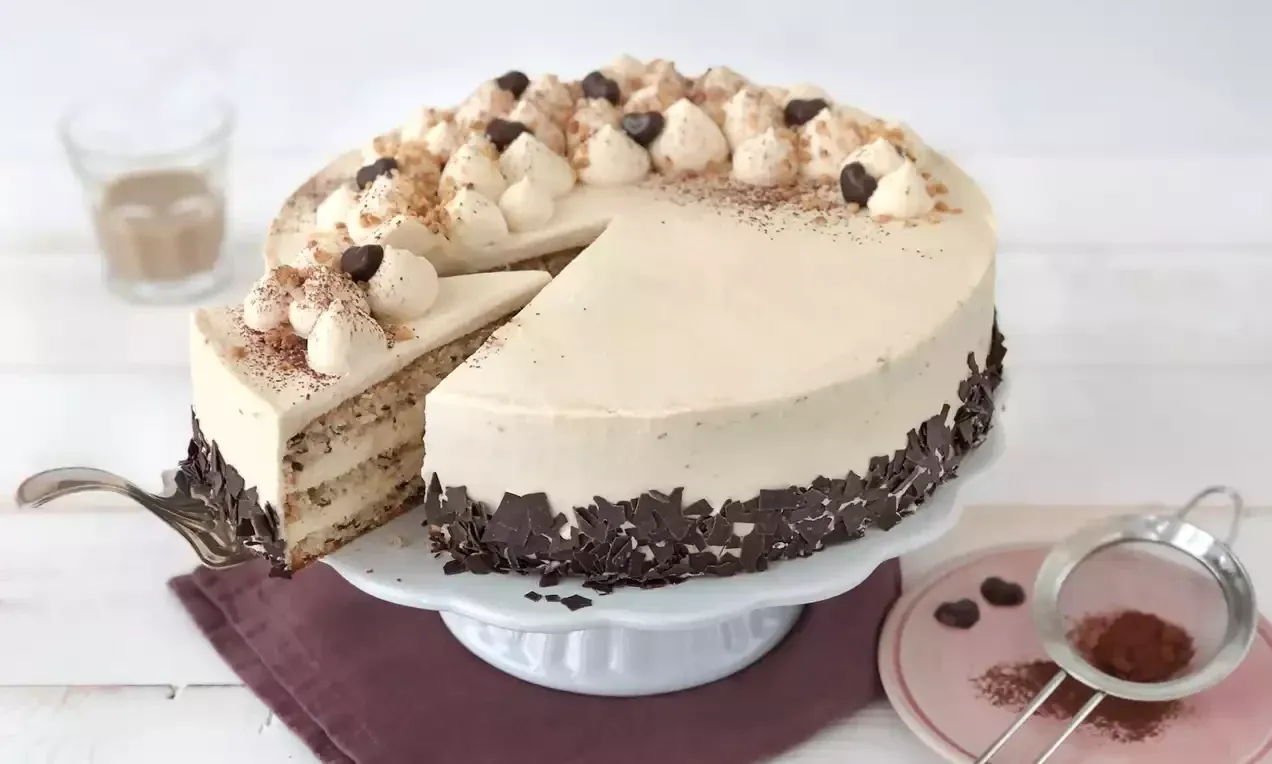 Tejszínes-likőrös torta