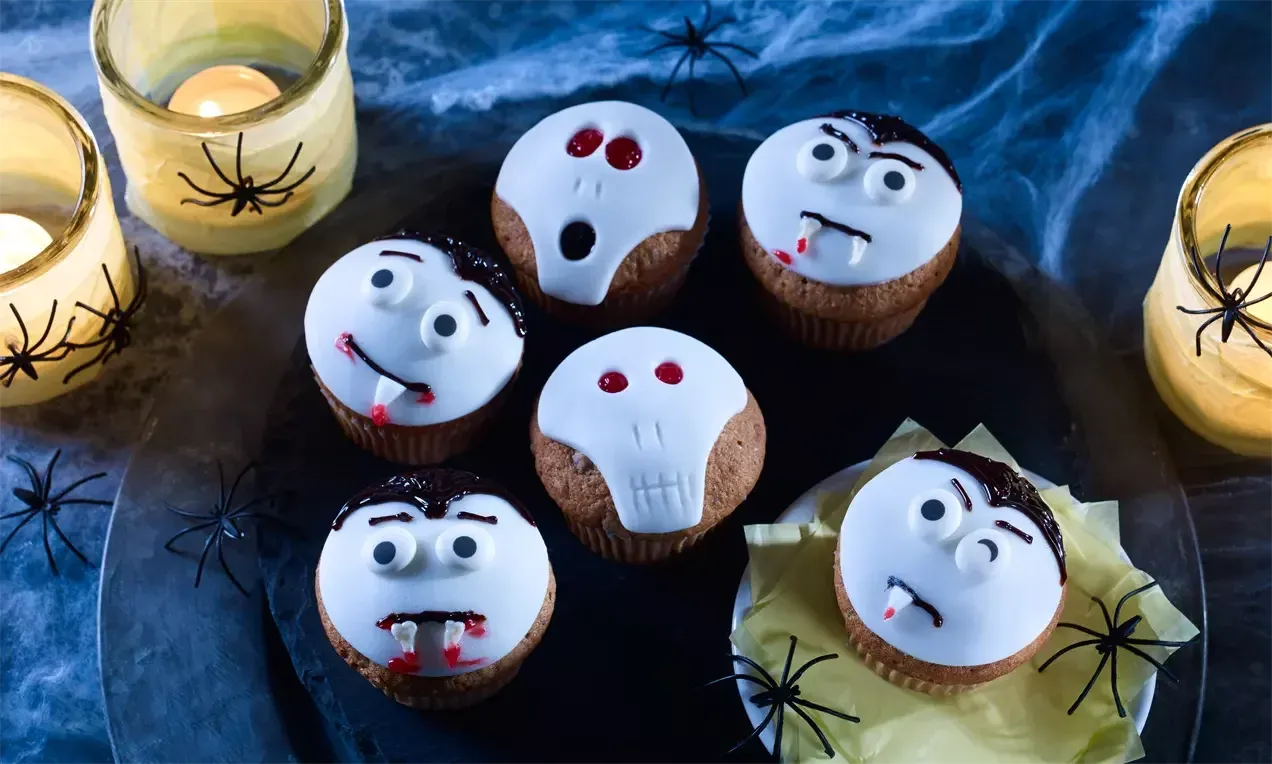 Halloween muffinok