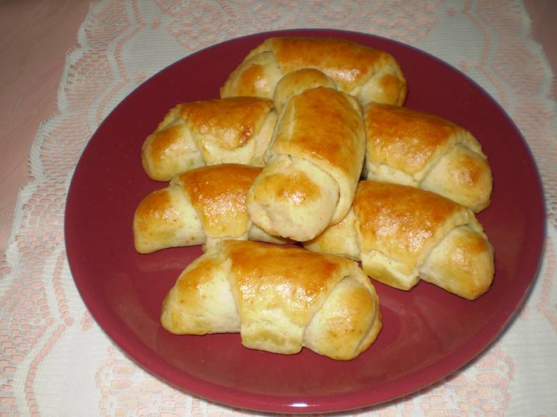 Mascarponés diós kifli gyümölcscukorral