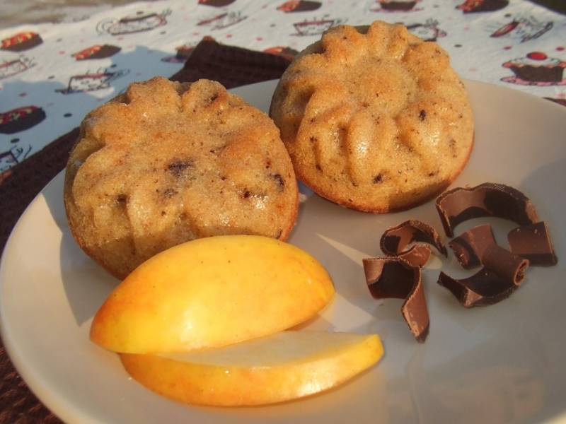 Almás muffin étcsokidarabokkal