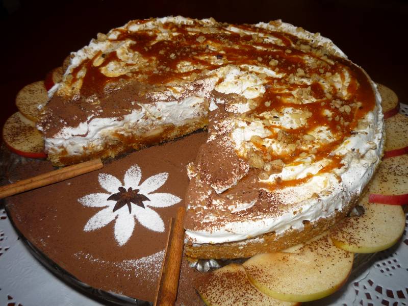 Karamelles almás sajttorta