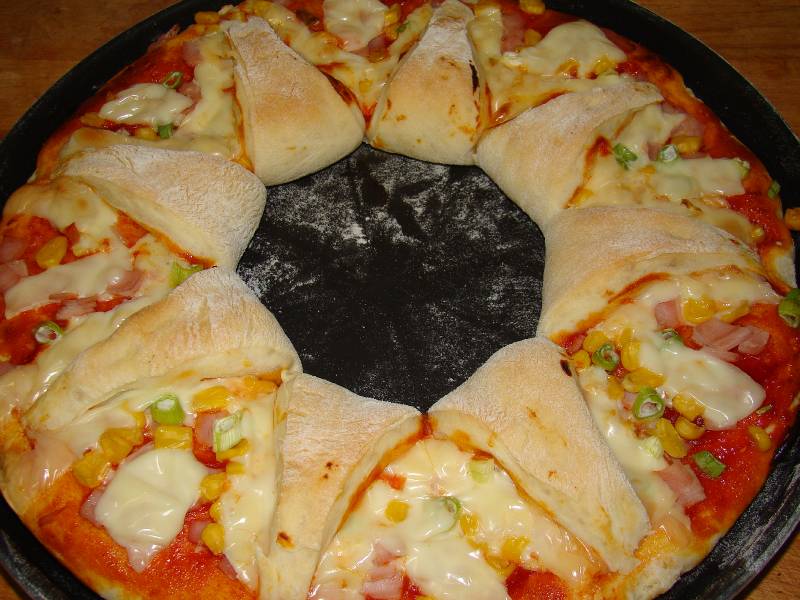 Virág alakú pizza