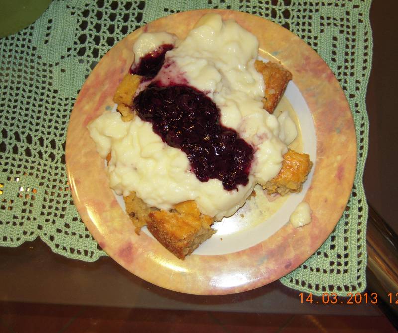 Rizskoch vanília mártással és áfonya dzsemmel