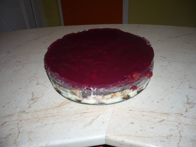 Kakaós-meggyes palacsinta torta