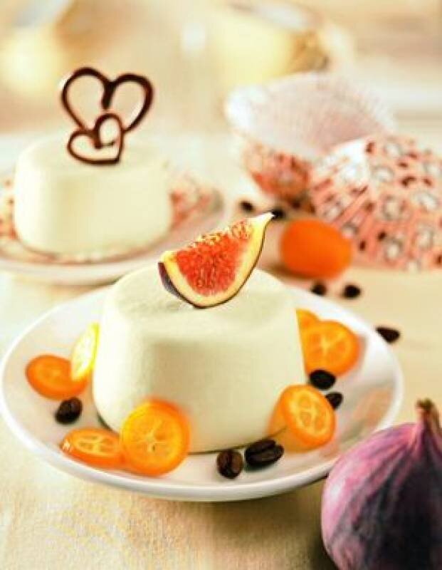 Fehér kávémousse fügével