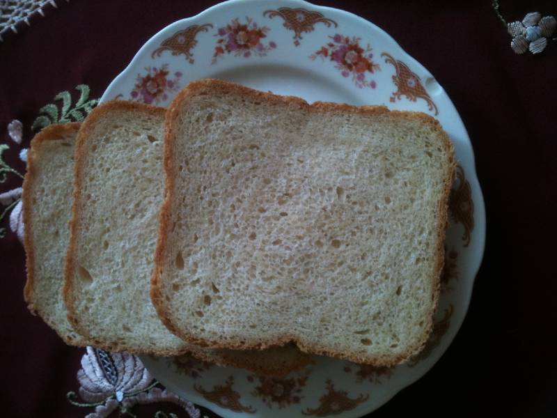 Burgonyás, házi fehér kenyér