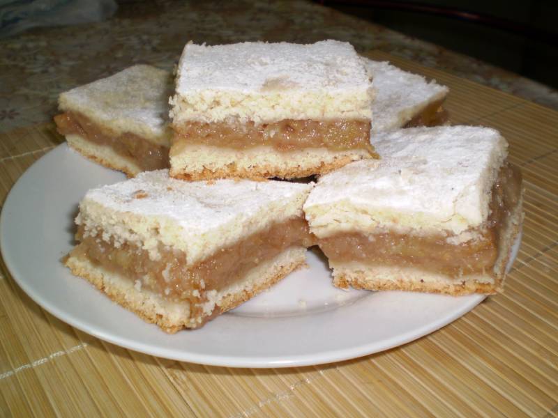Omlós almás pite